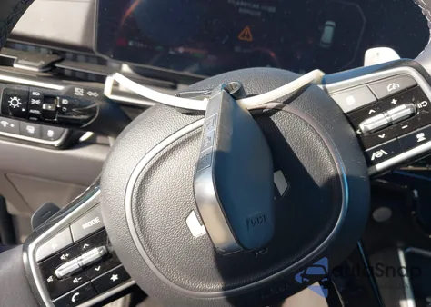 2025 Kia Carnival Mpv Hybrid Sx Prestige z USA, uszkodzony, nr VIN KNDNE5KA5S6038236